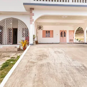 https://shaw-park-gem-apt-12a.comcaribbean.com